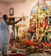 know more about Durga Puja Days